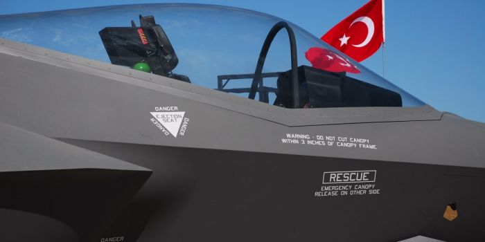 Siria, Turchia annuncia operazione militare contro i curdi Siria, Turchia annuncia operazione militare contro i curdi