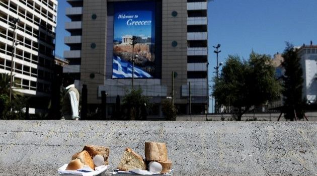 Rapporto. Effetto euro: In Grecia la povertà è aumentata del 40% in 7 anni.